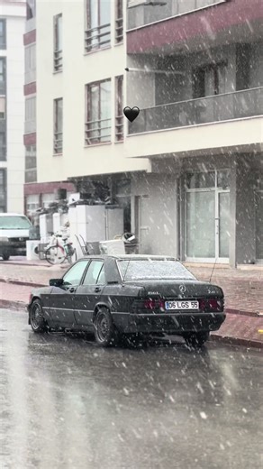 Ibrahim Tatlıses: The Icon of Turkish Music