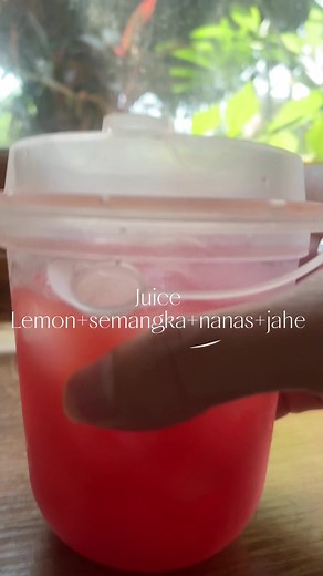 Minuman booster 😊😊 Bahan bahan yang di perlukan: 1. Satu ruas jahe 2. 250 gram semangka 3. Satu lemon 4. Satu nanas madu #hidupsehat #healthy #minumansehat #juice