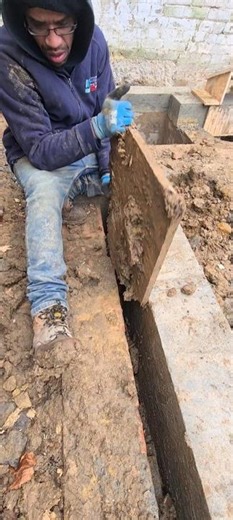 "Screwfix Baddie." The 17 pound post hole digger.