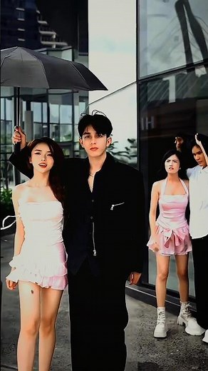 Romantic Couple Moment in City 💕 | Aesthetic Love Story Vibes|||