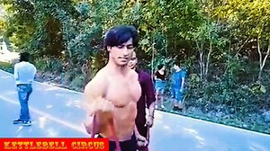 375K views · 12K reactions | Ladies, heavy handbags is all you need for this unique workout routine. Check out the full video on bit.ly/VidyutsKettlebellWorkout #KettlebellWorkout #ITrainLikeVidyutJammwal #Kalaripayattu #CountryBoy | Vidyut Jammwal | Facebook