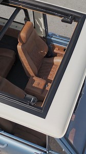 Experience the thrill of open-air driving like never before with our exclusive carbon fibre Freedom Top. #gatewaybronco #dreamstodriveways #classicbronco | Gateway Bronco