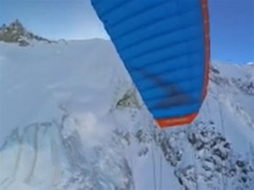 Extreme athlete triggers avalanche