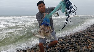 299K views · 3.5K reactions | Guau!! mira como se #pesca con red en el Océano Pacífico. | De PESCA | Facebook