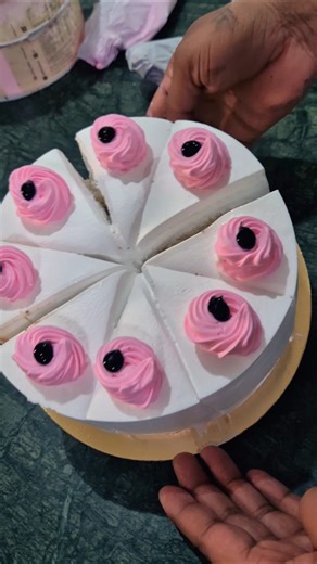 vanilla pastry/ how to make easy beautiful vanilla pastry cake at home #shorts #vanilla #pastry