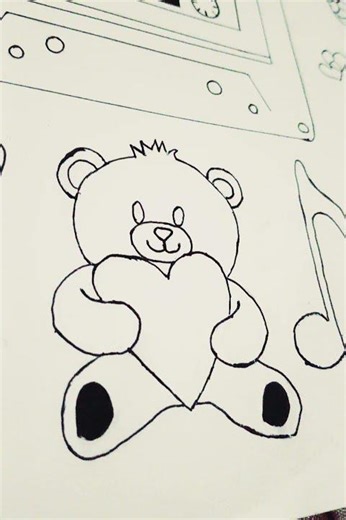 “Starting my little art journey here 🥺💗Made this cute doodle collage with love ✏️Hope you like it 🤍”