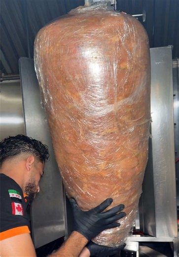 Our Chicken Shawarma is made fresh EVERYDAY!@aleppokebab.ca Aleppo Kebab 📍605 Church st N, Ajax 📍2075 Lawrence ave e,Scarborough #scarbrough #torontofood #shawarma #torontofood #aleppokebab