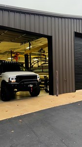 Excursion build for Justin Shadoin 🍻 #fordexcursion #excursion #powerstroke #build #seautosolutions #tuxedowrap #roofrack #custominterior | JT Smelley