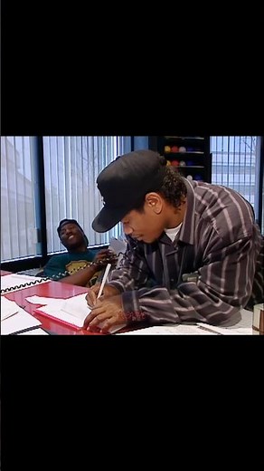 Footage of Eazy-E at the Ruthless Records HQ 🔥