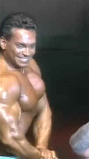 🏆 Arnold Classic 1989 Winner – Rich Gaspari