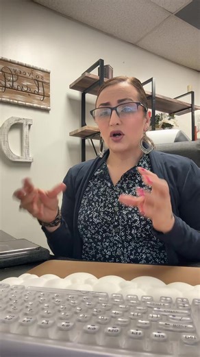 People be doing too much sometimes 🤣 #funny #humor #social #worklife #work