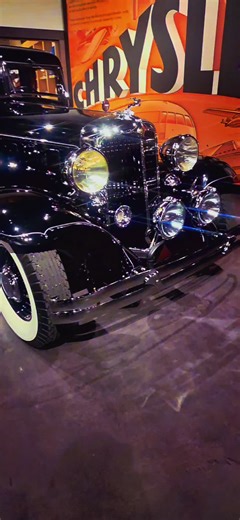 1932 Chrysler Imperial C1 Sedan: A Classic Car Showcase