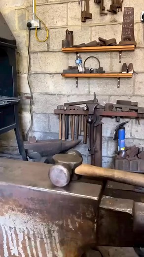 Blacksmith forging sections of a trivet. #blacksmith #blacksmithing #makingvideos #handmadecraft #Shorts #virals #best #fyp | Mensure Back