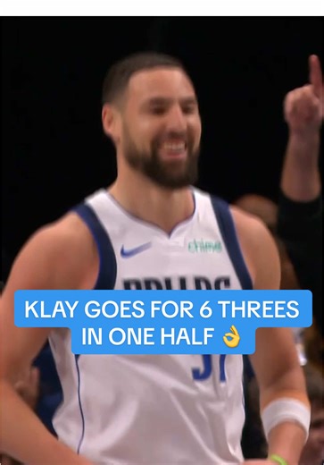 Klay Thompson Hits 6 Three Pointers in One Half