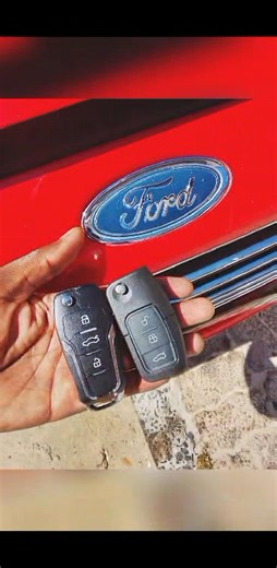 *MOBILE LOCKSMITHING SERVICES IN CAPE TOWN ONLY* Cars keys we do WV Renault Mercedes Benz BMW Toyota Nissan Kia Handai Honda Chevrolet ford cetroen pegout opel landrover isuzu Jeep All lost key replacement Spare key Locked Mobile in cape town | Gerlord Konyana