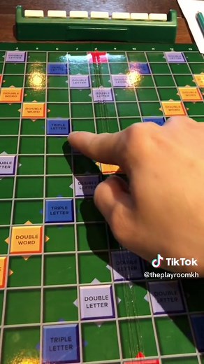 How to Play SCRABBLE - Tips for Beginners