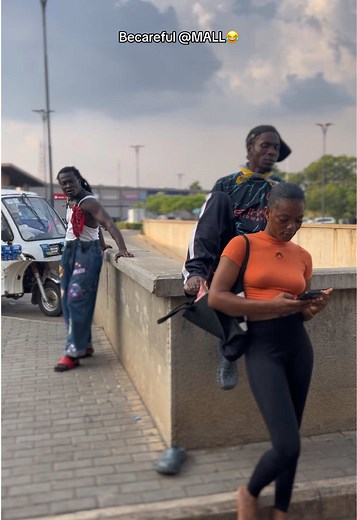 Eei this guy😂😂 @BDG🥷 @Queen Promise wood ventures #anne