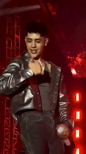 GATA ONLY LIVE Performance – Cris MJ x Fans (Europe 2026 Tour) 🔥 #crismj #latinmusic #fyp