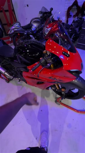 ‎Bandar Ahmed | بندر احمد‎ on Instagram‎: "#اكسبلور #الشعب_الصيني_ماله_حل😂😂 #دبلب"‎