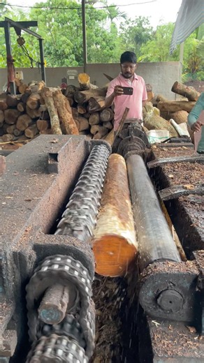 Amazing core peeling operating 👌🌲|#wheelsaw #wood #plywood