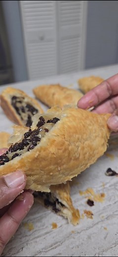 Easy Currants Roll Recipe with Puff Pastry - Trini Cooking with Natasha