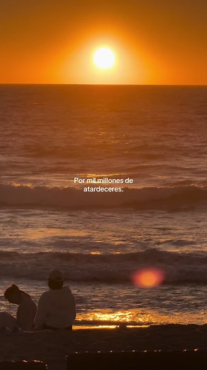Atardecer en la Playa: Mil Millones de Colores