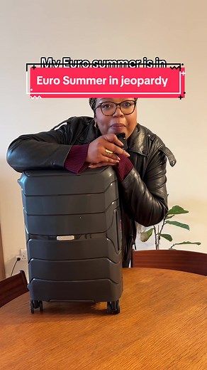 Packing emergency packing emergency 🚨🚨🚨🚨 #packingtips #carryononly