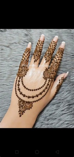 Amazing beautiful mahdi design