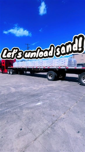 From turf to sand, we are moving product in and out here at UTS. Spring is coming and so are the turf bids, are you ready?? #turfsupplier #localwarehouse #artificialgrass #yourfavoriteturfgirl #turfaccesories