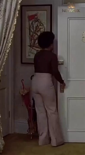 is that ol boy frm Sesame Street 🤣