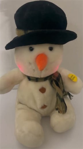 Gemmy CUSTOM head bobbing snowman with light up cheeks eBay listing video by Erik the fish guy