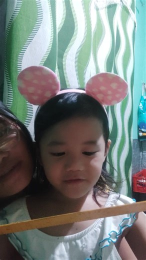 For tonight's video, let's count numbers. This is our special mom-and-daughter bonding before bedtime. I’ve learned that with consistent practice and guidance, my child keeps getting better each day. That’s why I make every moment count ,teaching her while she's young and while I can. 🥹❤️ #fypシ゚ | Michelle Ann Atupan