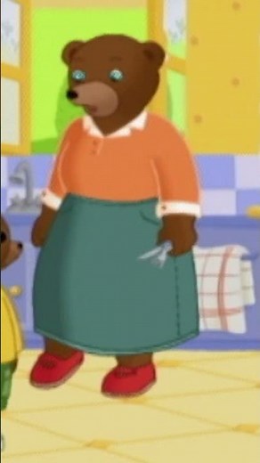 😋 Smells delicious 😋 #shorts #LittleBrownBear #cartoon