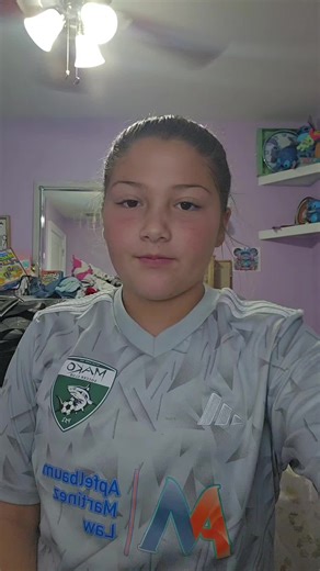 let me show u how I do my nails as a beginner nail technician #business #nailsartvideos #nailartist #khloe #nailtechnician