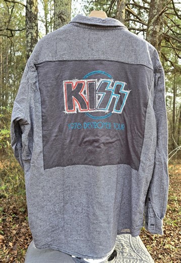 Kiss Band Flannel | Band Tee Concert Outfit | Repurposed Clothing | Rock N Roll Aesthetic | Jacket/shirt | Size XXL - Etsy