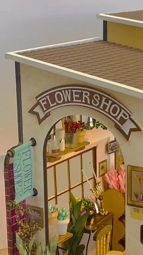 Exploring Emily's Flower Shop Kit