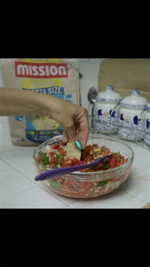 It's salsa time! #asmr #salsa #cooking
