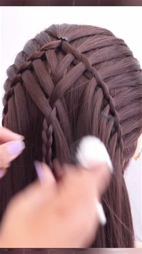 Easy hairstyle for Wedding #fashion #hair #trending