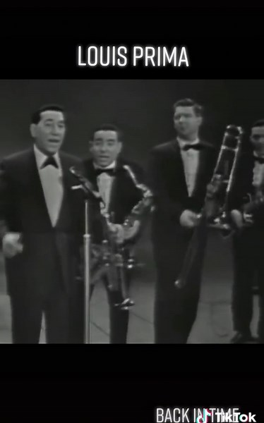 Che La Luna - Louis Prima Music Video