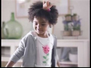 Swiffer WetJet The Princess and the dirty hardwood floor TV commercial (2017)