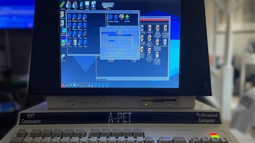 Hackaday Prize 2022: A Functional Commodore PET Tribute