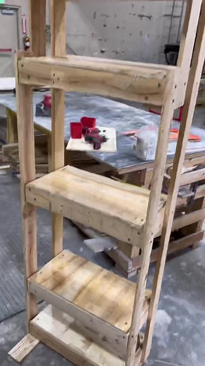 DIY Pallet Shelves: Transforming Old Pallets into Stylish Storage