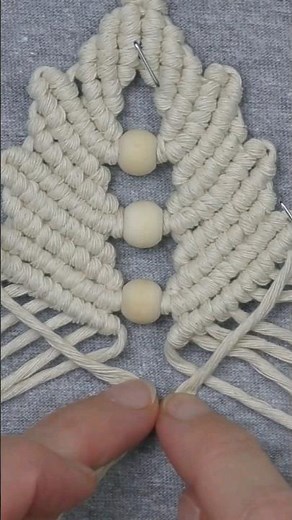 DIY Knotted Leaf Keychain with Beads #macrame #keychain