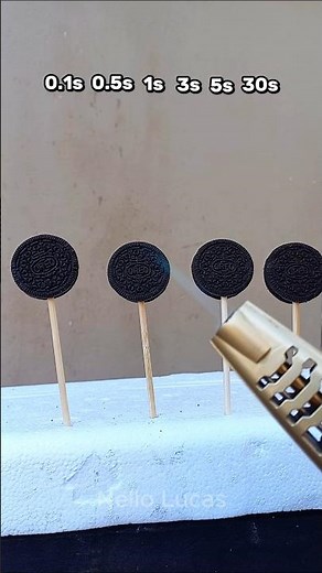 Powerful Lighter VS Oreo!!! #oreo #lighter #spongebob #asmr #satisfying