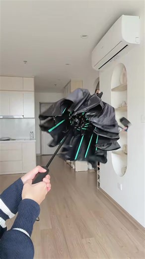 One-Click Open. One-Click Close. The Big, Unshakeable Umbrella That Means Business.#umbrella #rainyday #rainy