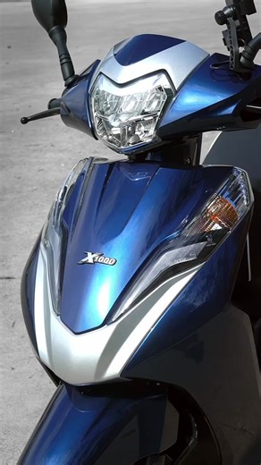 𝗣𝗥𝗘𝗦𝗘𝗡𝗧𝗔𝗠𝗢𝗦 𝗟𝗔 𝗡𝗨𝗘𝗩𝗔 𝗟𝗘𝗔𝗗 𝟭𝟱𝟬 | 𝟮𝟬𝟮𝟰⁣ ⁣ 🔹 Nuevo diseño en color plateado.⁣ 🔹 Nuevos aros de 12’’⁣ 🔹 Nuevo tablero digital.⁣ 🔹 Soporte para smartphone de fábrica.⁣ 🔹 Tecnología LED de última generación.⁣ 🔹 Economía y Potencia⁣ ⁣ Búscalo ya en tu dealer X1000 más cercano⁣ ⁣ 𝗫𝟭𝟬𝟬𝟬, 𝗖𝗮𝗹𝗶𝗱𝗮𝗱 𝗚𝗮𝗿𝗮𝗻𝘁𝗶𝘇𝗮𝗱𝗮 𝗧𝗘𝗥𝗨𝗘𝗟⁣ ---⁣ 𝐓𝐄𝐑𝐔𝐄𝐋 & 𝐂𝐨.⁣ 𝘚𝘢𝘯𝘵𝘰 𝘋𝘰𝘮𝘪𝘯𝘨𝘰⁣ 𝘈𝘷. 𝘑𝘰𝘩𝘯 𝘍. 𝘒𝘦𝘯𝘯𝘦𝘥𝘺 𝘒𝘮. 𝟼 𝟷/𝟸. 𝘋𝘕.⁣ 𝘛𝘦𝘭. (𝟾𝟶𝟿) 