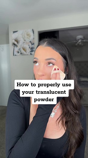 For now on use a PRESSED powder BEFORE your LOOSE powder & trust me you will see a huge difference 🫶🏼 #bakingpowder #bakingpowderhack #translucentpowder #translucentpowderhacks #translucentpowderreview #howtousepowder #makeuphacks #makeup #makeuptiktok #beauty #beautyhacks #beautytips #makeuptipstiktok #makeuphacks #flawlessmakeup