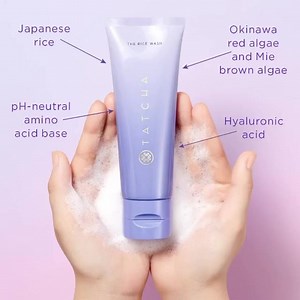 29K views · 90 reactions | Curious what's inside of our newest cleanser? The Rice Wash is a clean and gentle formula, made only with pure, kind-to-skin ingredients! . . . . 1. Japanese rice softens skin and boosts luminosity 2. pH-neutral amino acid base gently cleanses without stripping 3. Okinawa red algae and Mie brown algae capture and lock in moisture 4. Hyaluronic acid deeply hydrates https://seph.me/341zNcT #tatcha #cleanatsephora SEPHORA | Tatcha | Facebook