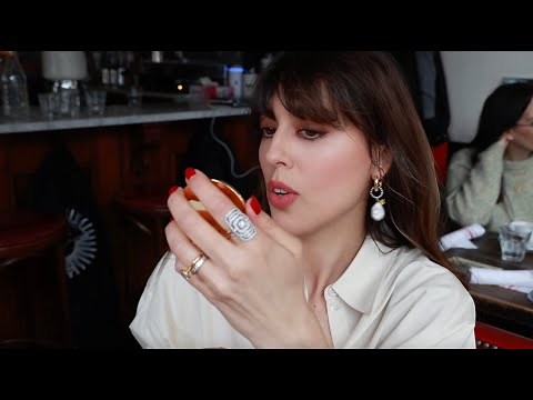 Get to Know VIOLETTE_FR and the French Girl Makeup Look