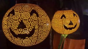 J-HVA Halloween Solar Lantern Hanging Pumpkin Lights Outdoor Decorations | Solar Powered Lights Waterproof LED Decorative Lights for Porch Backyard Garden Tree Indoor Orange Halloween Lights Decor